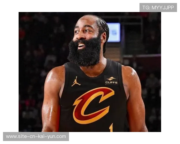 骑士哈登米切尔分时带队效果佳 共存战术优化成季后赛关键